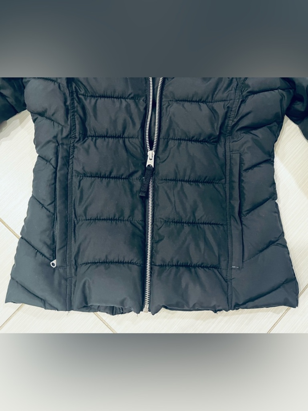 Abercrombie & Fitch Black Puffer Water-Resistant Jacket with Removable Hood - Picture 3 of 6